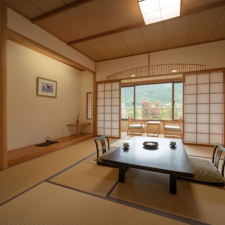 Hotel Iizaka Onsen Surikamitei Ohtori Fukushima  Esterno foto